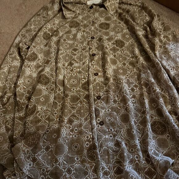 12th tribe large Button down blouse - Picture 8 of 9